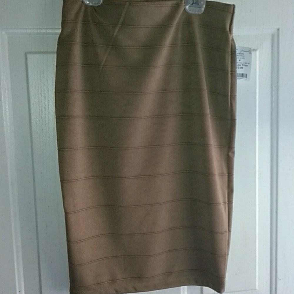 Pencil skirt
